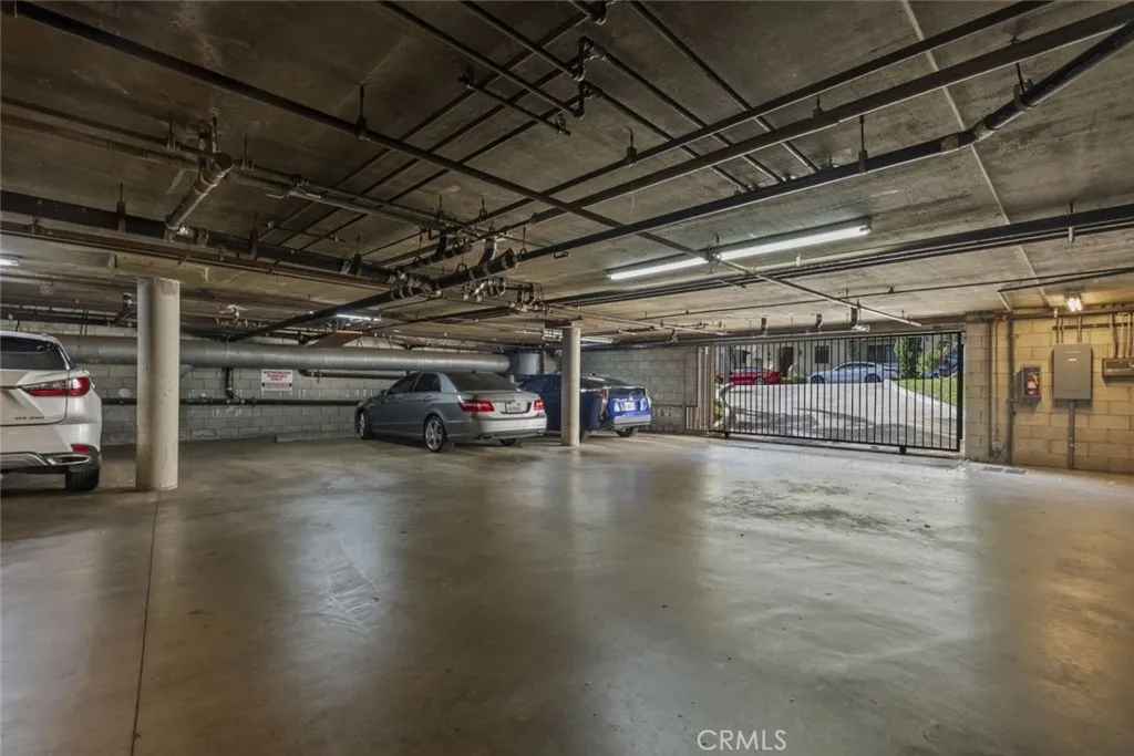 336 West California Avenue 303, Glendale, California 91203 home-pic-24